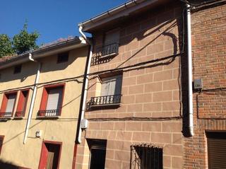 Casa adossada  Calle el cao