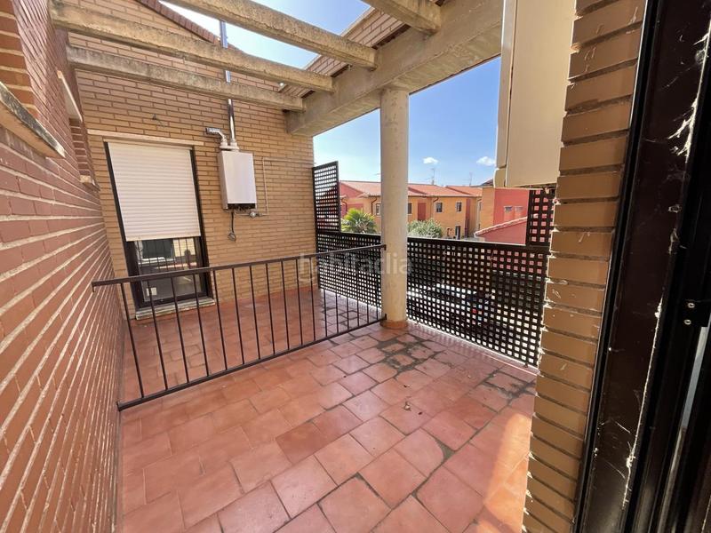 Foto 17a3491e-68e4-4876-a6ac-5a25ca22e502. Reihenhaus mit kamin parking in Alesanco