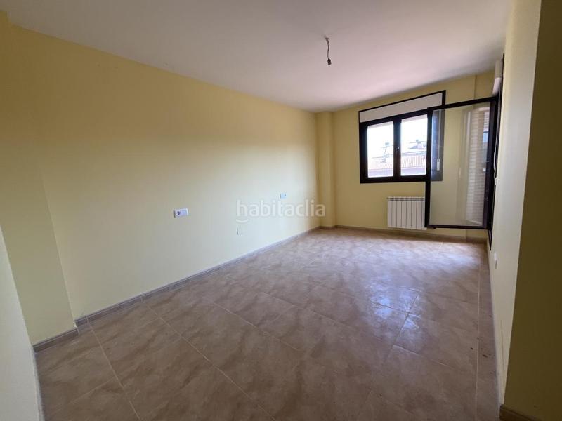 Foto 2249d013-8c6b-4657-bc25-66e0c9a21fe6. Reihenhaus mit kamin parking in Alesanco