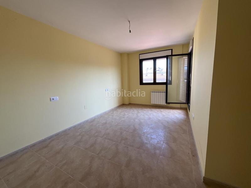 Foto b60c6c4c-3092-4dbc-b2fa-b0a49cf993c2. Reihenhaus mit kamin parking in Alesanco