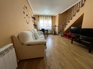 Dúplex a Calle ramón salazar 37. Espectacular vivienda duplex  en santo domingo de la calzada