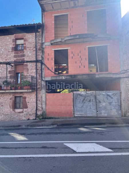 Foto 70eabde8-1fe6-4b0d-8da7-6c182d5ab3ff. Edificio  en Ezcaray