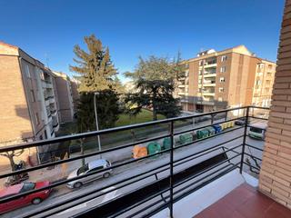 Pis  Plaza los molinos. Piso en santo domingo de la calzada (la rioja)