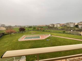 Pis  Camino rocapino. Piso en castañares de rioja (la rioja)