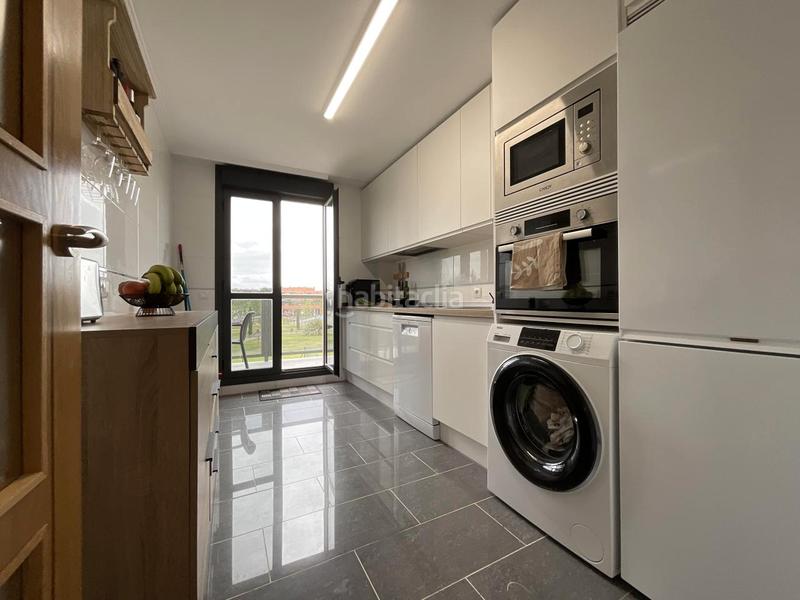 Foto 5916e899-3c20-471d-9fc8-db82a4f56cd3. Piso en calle la laguna 8 espectacular vivienda (la rioja). en Cirueña
