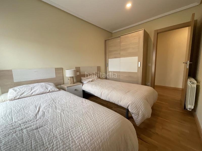 Foto 5929cc08-27c6-4de4-bd79-a98eda39fdd5. Piso en calle la laguna 8 espectacular vivienda (la rioja). en Cirueña