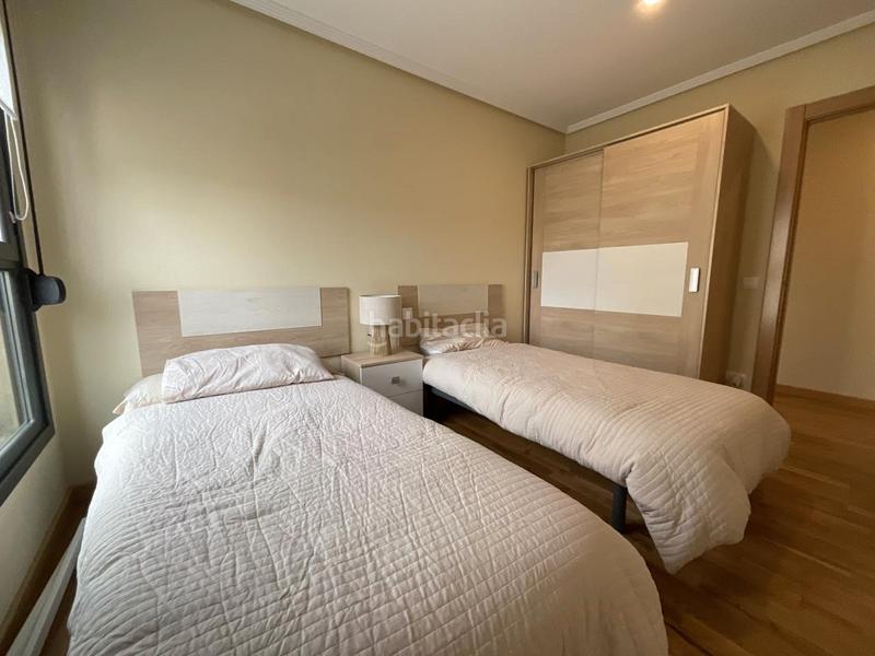Foto 64fb1c72-5691-4f0a-bea9-20898decd0f7. Piso en calle la laguna 8 espectacular vivienda (la rioja). en Cirueña