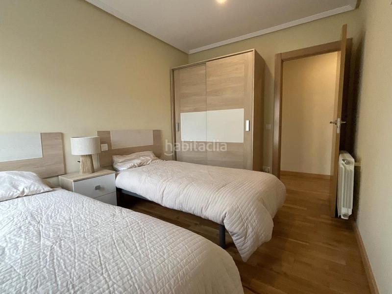 Foto a37f3ad6-02ab-452c-a718-a096604af826. Piso en calle la laguna 8 espectacular vivienda (la rioja). en Cirueña