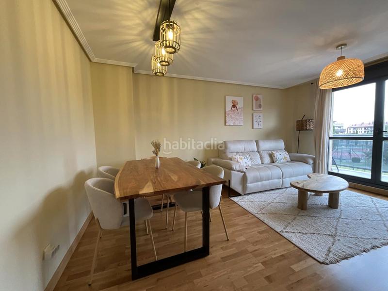 Foto b25bd64a-8d6e-4762-be55-ac4555ea24c6. Piso en calle la laguna 8 espectacular vivienda (la rioja). en Cirueña