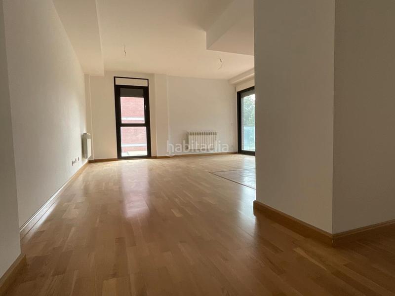 Foto 24d01dea-478b-48b8-ad60-cc9be1650b46. Piso en avenida la rioja 104 espectacular vivienda en el campo de golf (la rioja). en Cirueña