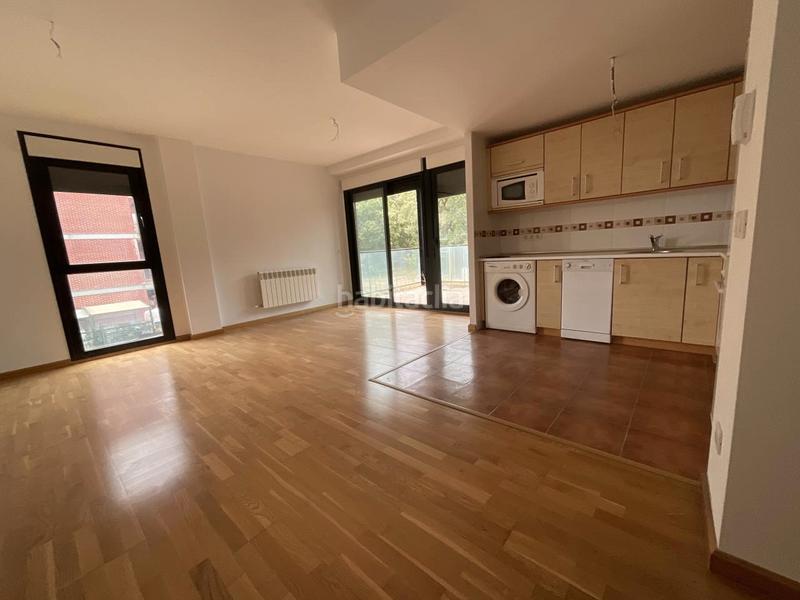 Foto 4787c3e7-3a3c-49be-914b-af488048114d. Piso en avenida la rioja 104 espectacular vivienda en el campo de golf (la rioja). en Cirueña