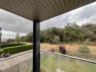 Pis  Avenida la rioja 104. Espectacular vivienda en el campo de golf de cirueña (la rioja).