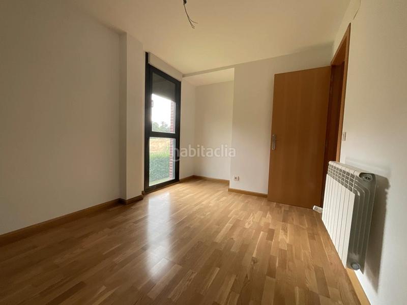 Foto df8b5630-2fc1-4b72-8124-8ab5b62ebde7. Piso en avenida la rioja 104 espectacular vivienda en el campo de golf (la rioja). en Cirueña