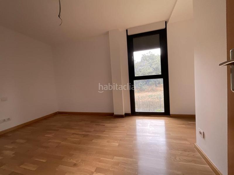 Foto e2166c1e-7d6b-4a21-b130-7a491d455895. Piso en avenida la rioja 104 espectacular vivienda en el campo de golf (la rioja). en Cirueña