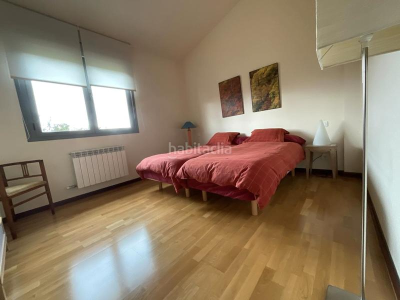 Foto 1b01a113-ba1f-4de8-8871-cb061164f089. Reihenhaus mit heizung pool in Cirueña