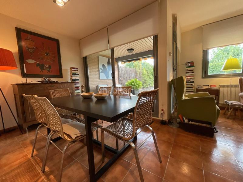 Foto 4474c154-7c5e-47eb-8e3b-4f8b440a1ada. Reihenhaus mit heizung pool in Cirueña