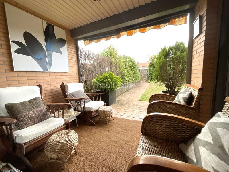 Foto 79277521-c960-4f38-8f44-b2a638db568a. Reihenhaus mit heizung pool in Cirueña