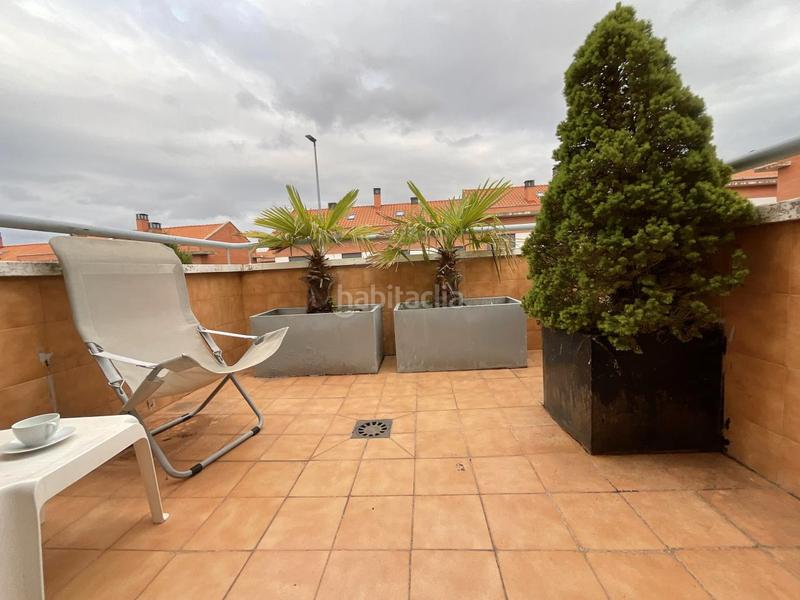 Foto b5785bc6-515f-4693-8975-9ebce781cd8c. Reihenhaus mit heizung pool in Cirueña