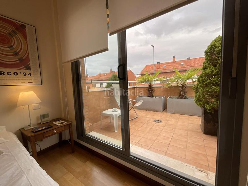 Foto be2a67e9-cf52-4a3b-944d-676fee714fcd. Reihenhaus mit heizung pool in Cirueña