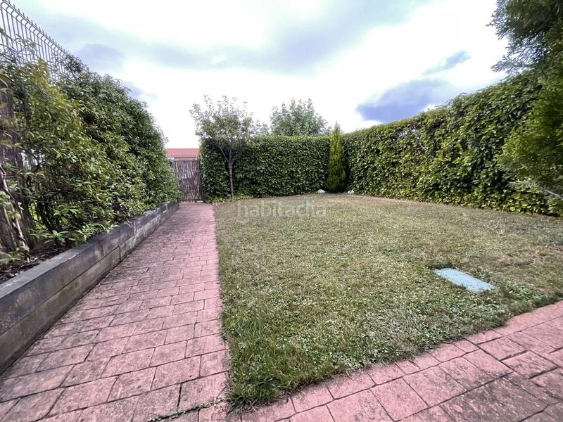 Foto e09825a5-c601-483f-bb0b-32239637c6d9. Reihenhaus mit heizung pool in Cirueña