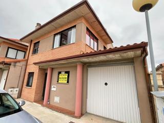 Casa adossada  Calle del prado. Unifamiliar el alesanco (la rioja)