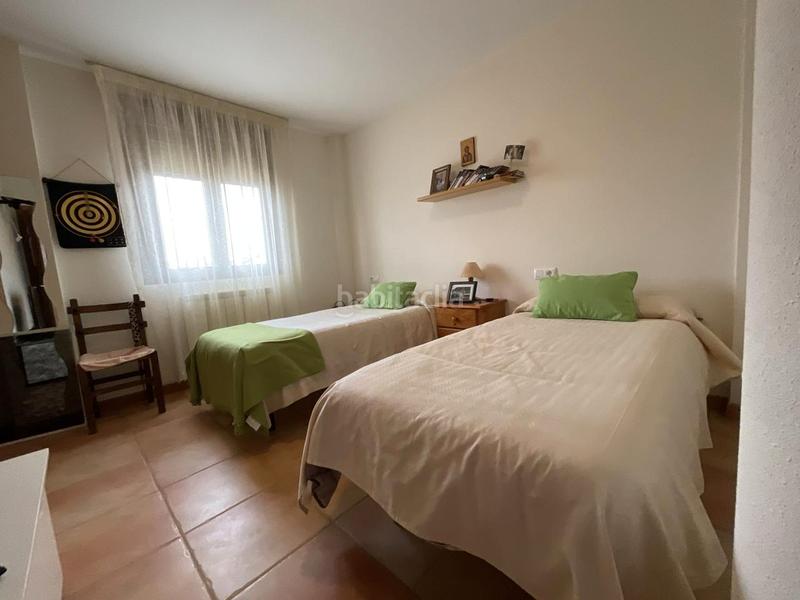 Foto bcdc696b-01b4-4570-8430-5a2b2d451591. Semi detached house in Alesanco