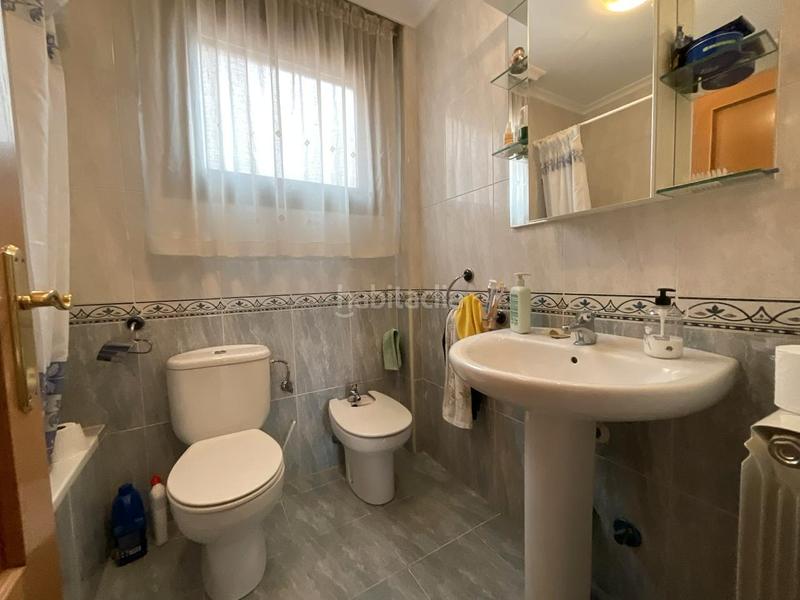 Foto e2ad5500-df27-4f52-a4a1-39d5decf21dd. Semi detached house in Alesanco