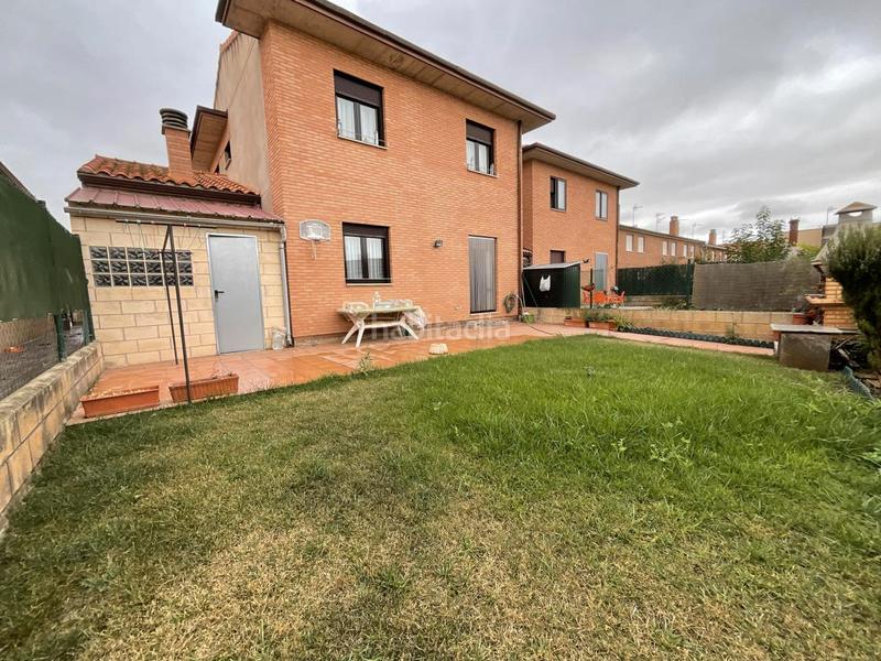 Foto e9139d33-c12b-4358-895e-1ac2b8b9d098. Semi detached house in Alesanco