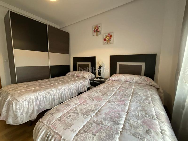 Foto 0eedd633-e3d7-4e8b-8e35-d1704e845f47. Casa adossada amb calefacció a Alesanco