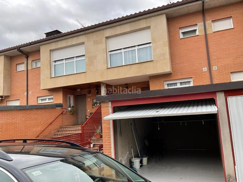 Foto 2af3712a-57cf-4bb5-aa00-d96de574e499. Casa adossada amb calefacció a Alesanco