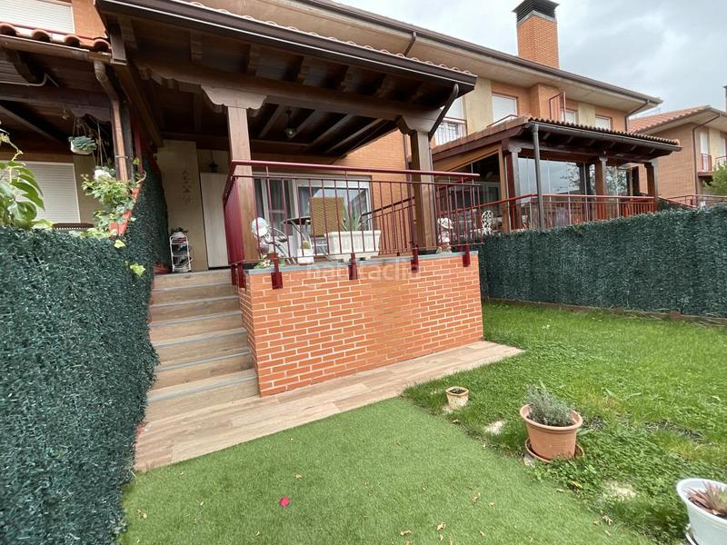 Foto 62ca3435-409f-40c9-a868-62018c5fa6e9. Casa adossada amb calefacció a Alesanco