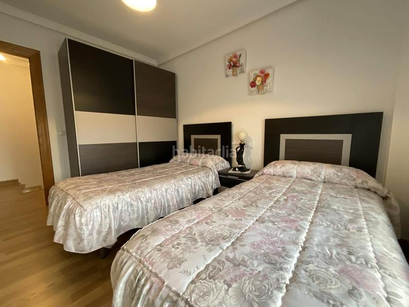 Foto 6cc587fe-4ac0-4f29-932b-94c706b2489b. Casa adossada amb calefacció a Alesanco