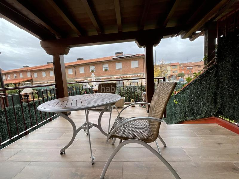 Foto 98f92bcc-da12-4776-9e30-de8ab5554dbd. Casa adossada amb calefacció a Alesanco