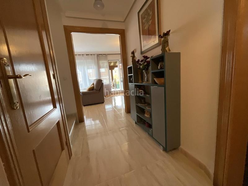 Foto a8a5ac72-0691-4fd1-9d6b-1b43ac520f2f. Casa adossada amb calefacció a Alesanco