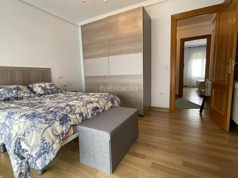 Foto b4e35774-f15d-41bf-9eba-2f6a4da15bcd. Casa adossada amb calefacció a Alesanco