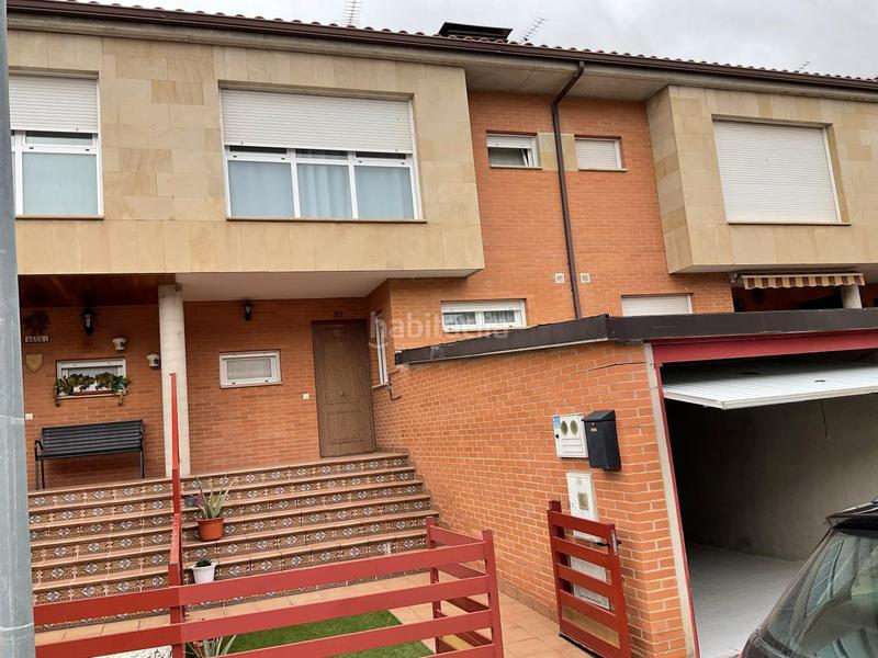 Foto d59ac2f6-808e-496b-aab6-f8e866a1f6f7. Casa adossada amb calefacció a Alesanco