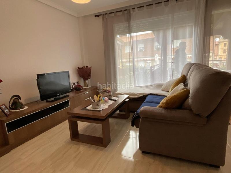 Foto dc9cf63f-4b1f-4c7d-98b3-059979247785. Casa adossada amb calefacció a Alesanco