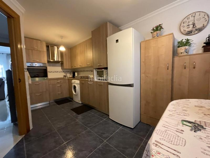 Foto ed605f0a-a434-417f-be96-b79e68d1a853. Casa adossada amb calefacció a Alesanco