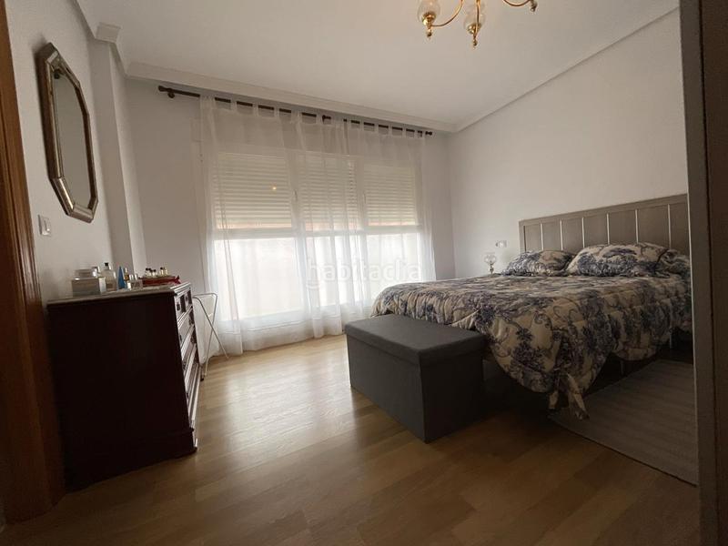 Foto f5caae55-e997-4b05-a1eb-81ddb4d02d19. Casa adossada amb calefacció a Alesanco