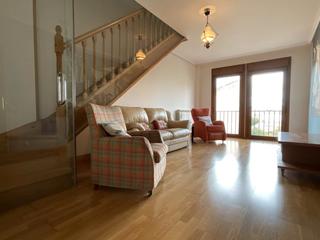 Zweistöckige Wohnung  Calle pinar