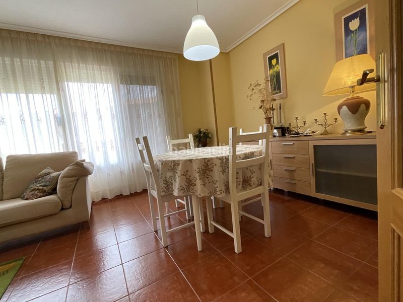 Foto c0f03971-7b52-4077-af01-effe7c7fa290. Casa adossada amb calefacció a Alesanco