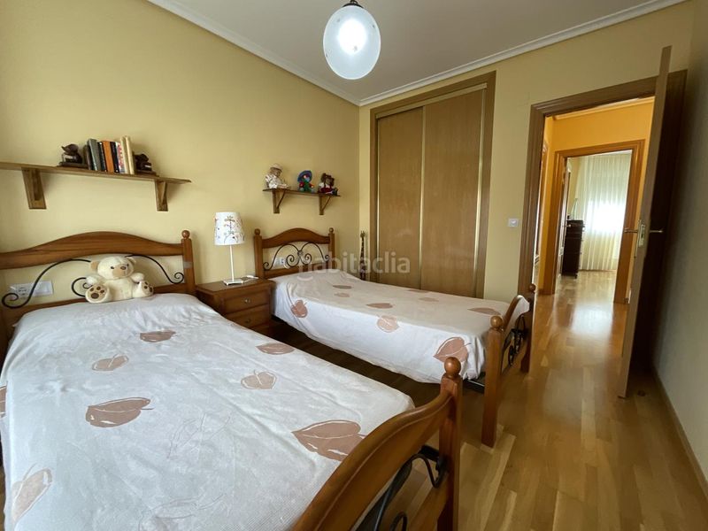Foto db178773-bddc-4fa9-a1f2-b7528ded9170. Casa adossada amb calefacció a Alesanco
