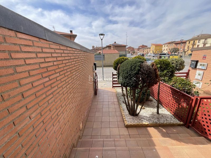 Foto df69c07f-b019-4191-885e-e436497c1c9c. Casa adossada amb calefacció a Alesanco