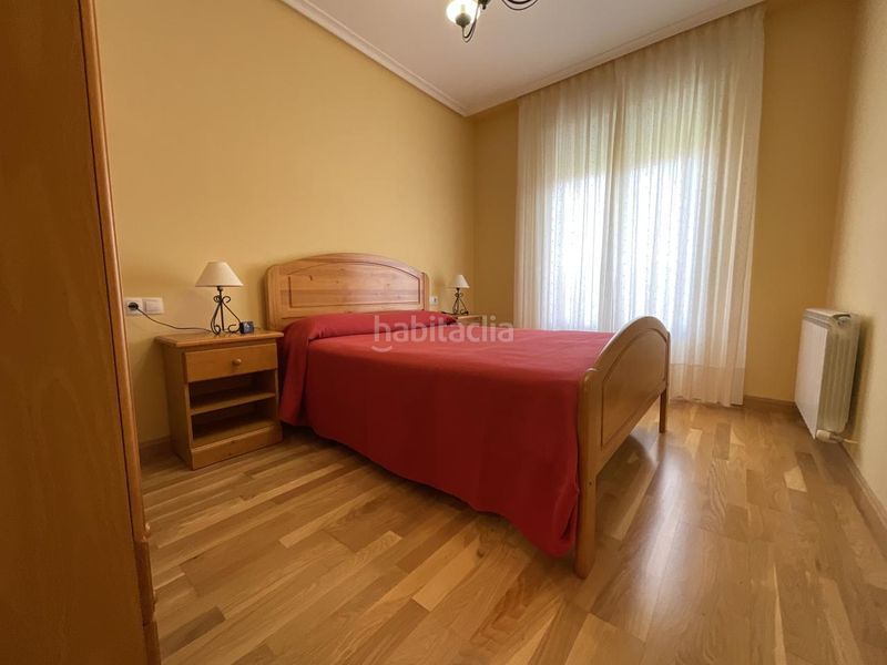 Foto ed01d5a5-dd4b-4059-aa74-8b0e5d0774ee. Casa adossada amb calefacció a Alesanco