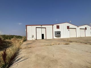 Capannone industriale  Calle san mamés. Nave en villar de torre