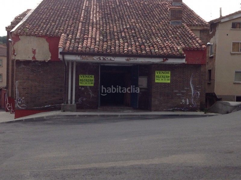 Foto 57f71b55-84a5-4de0-8e22-fc37c9cdec56. Business premise with heating in Pradoluengo