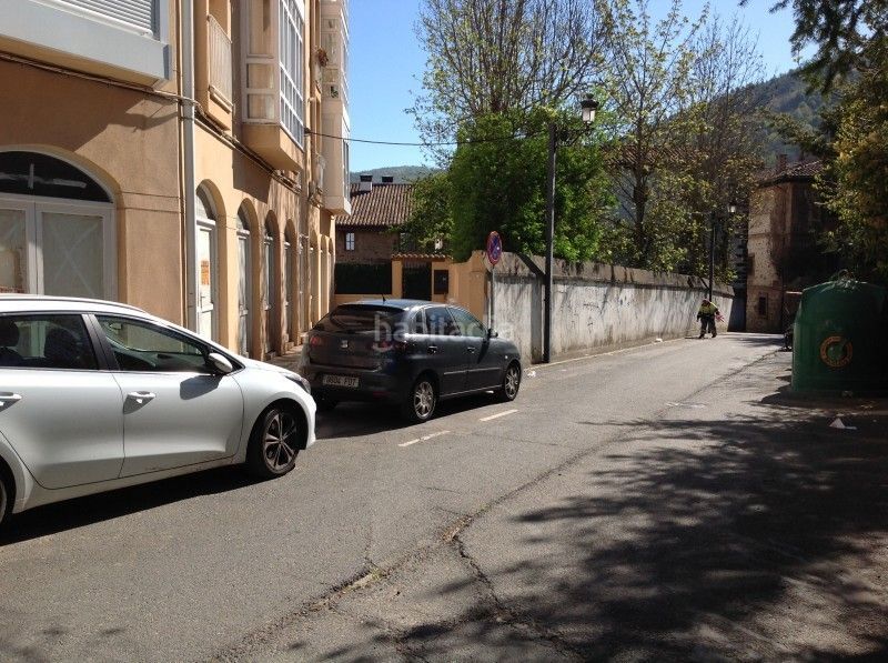 Foto f3945253-0613-488b-8f55-d99bd3fc2d69. Local commercial dans Ezcaray