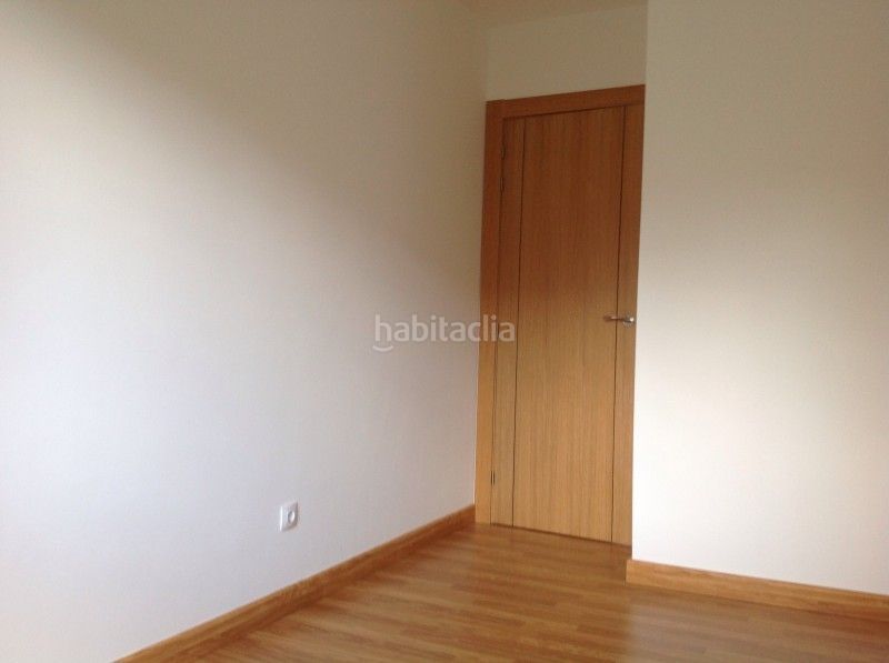 Foto e08ae39e-a9f6-477b-bb09-bf4b08eb1df5. Etagenwohnung mit heizung in Santo Domingo de la Calzada