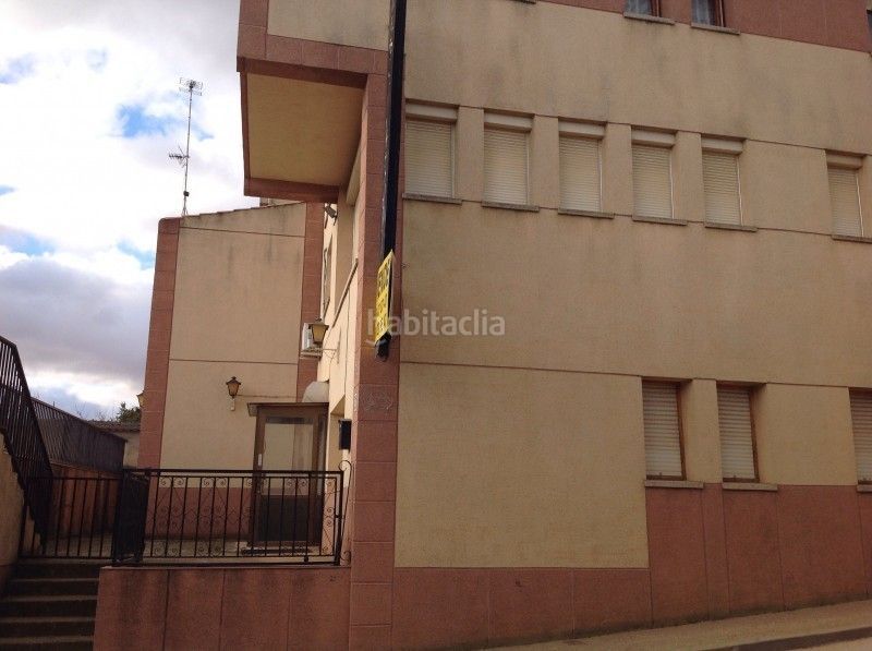 Foto 1051f648-3ade-41f3-ab46-8e46903af669. Casa en San Asensio