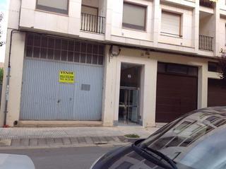 Local Comercial a Calle ramón salazar 35